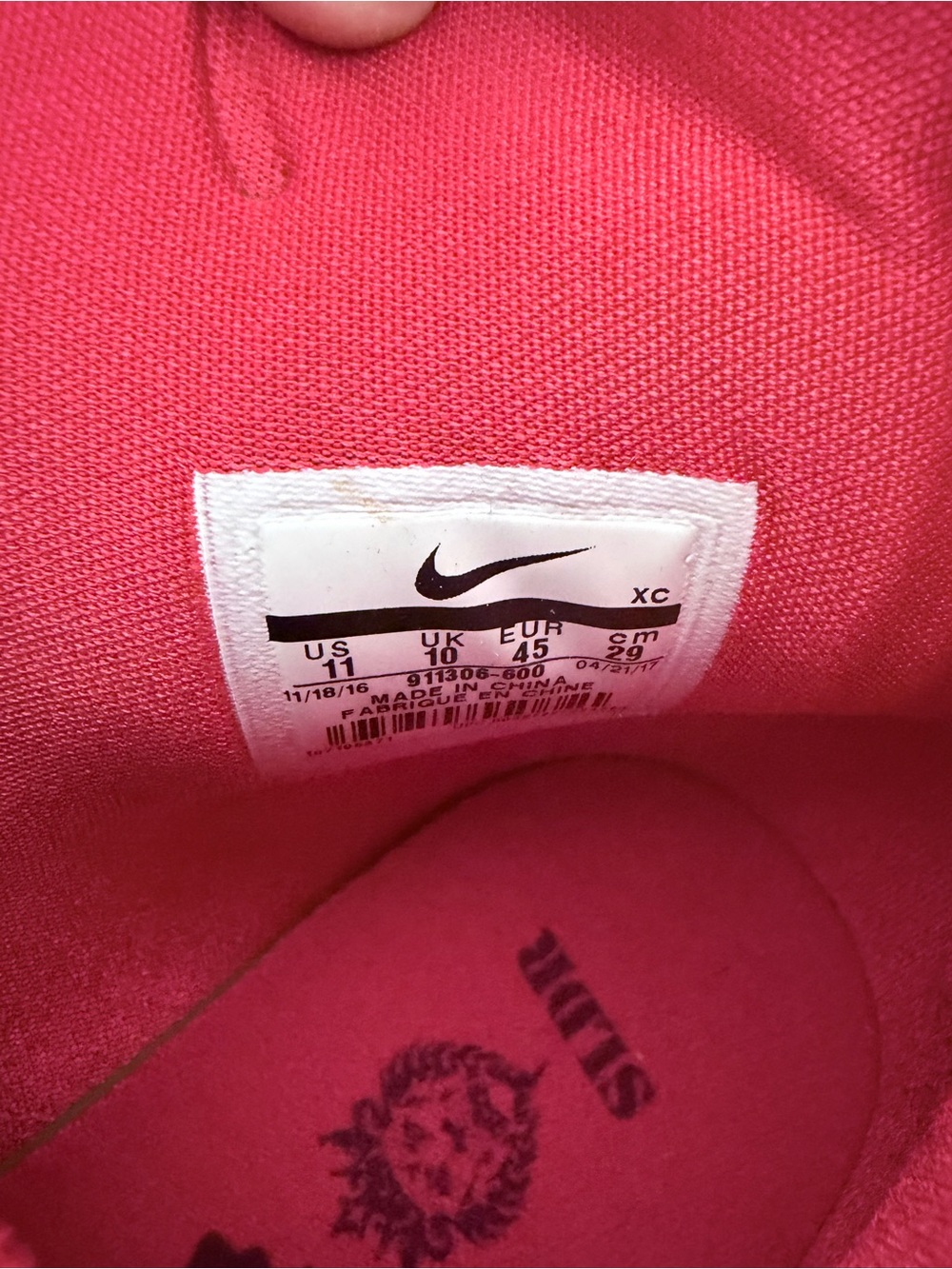 Nike red Athletic Sneakers LeBron James - Picture 4 of 6
